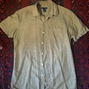 GAP XS Linen Button Down T- Shirt